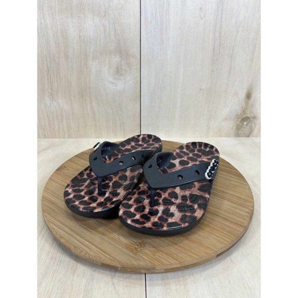 CROCS Leopard Print Flip Flop Sandals with Black Straps - Picture 2 of 7